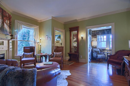 North Lodge on Oakland Bed and Breakfast image 22